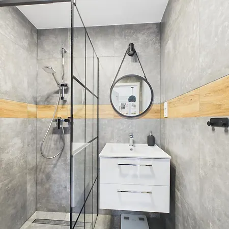 Nadmorski Bursztyn Debina Ze Swiatlowodem Apartmán *